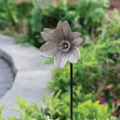 Cast Aluminum Daffodil Stake