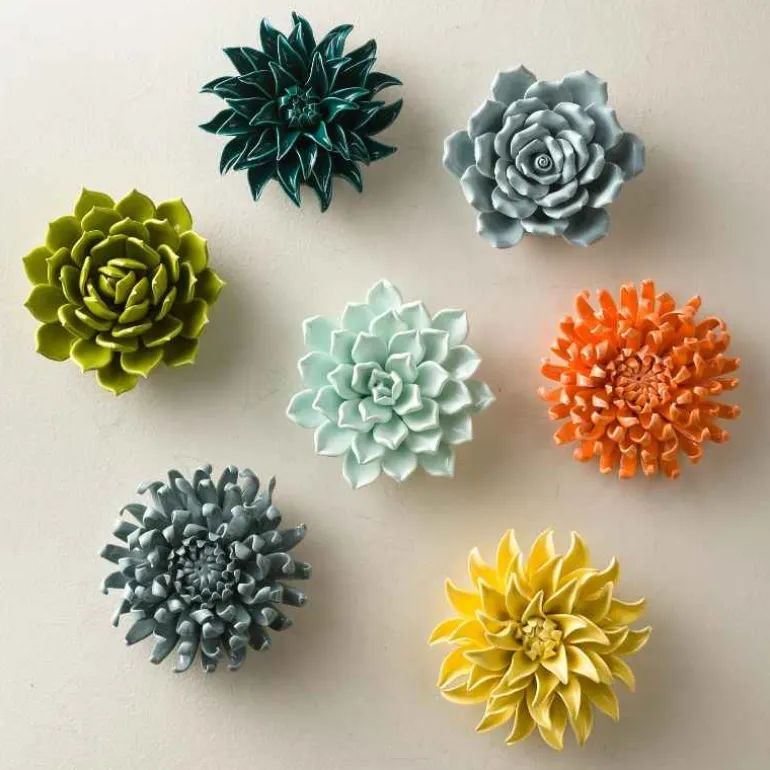 Ceramic Wall Flowers, 6" - Light Gray