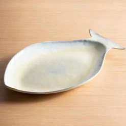 Dori Dourada 17" Serving Dish (nacar)
