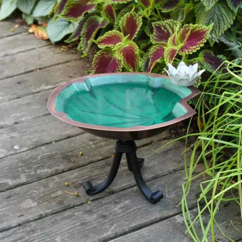 Metal Lily Pad Birdbath with Tripod Stand