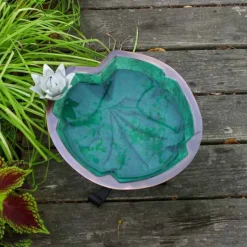 Metal Lily Pad Birdbath with Tripod Stand