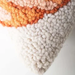 Pumpkin Cairn Hand-Hooked Wool Decorative Throw Pillow, 16