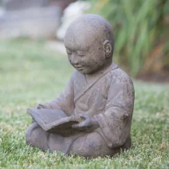 Reading Shaolin Monk Statue