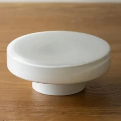 White Glass Riser